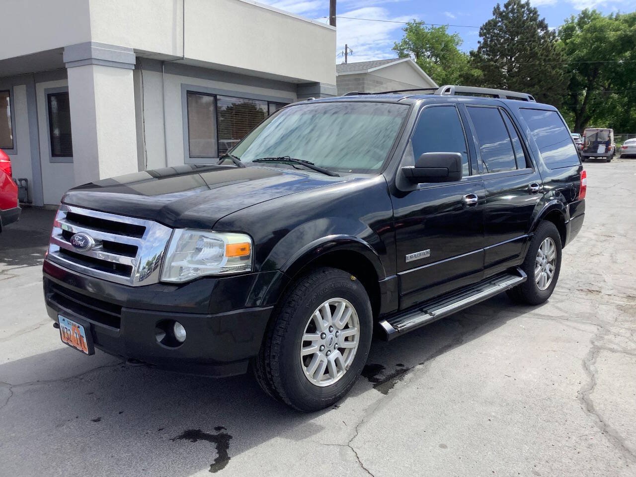 Used 2013 Ford Expedition XLT w/ HD Trailer Tow Pkg AWD/4WD image 3