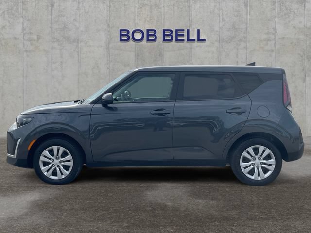 Used 2024 Kia Soul LX FWD image 2