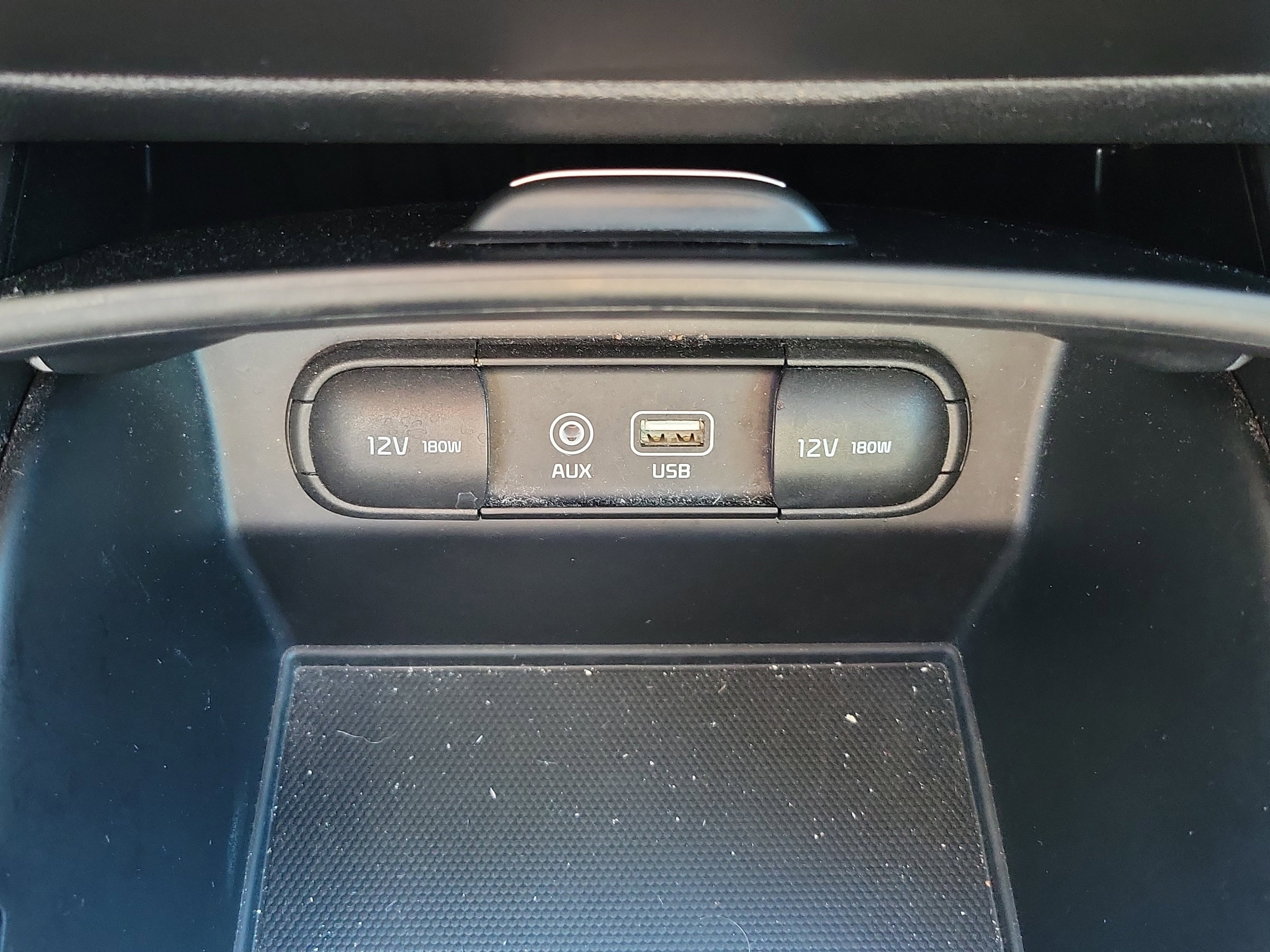 Used 2020 Kia Sorento AWD V6 image 34