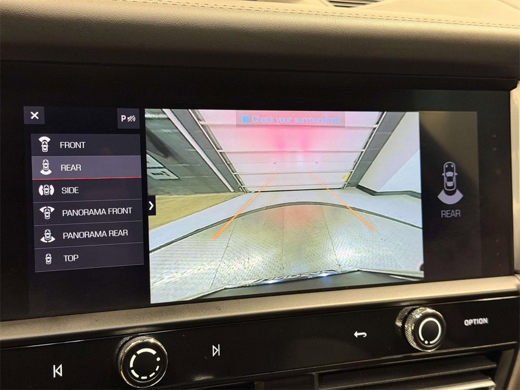 Used 2025 Porsche Macan image 23