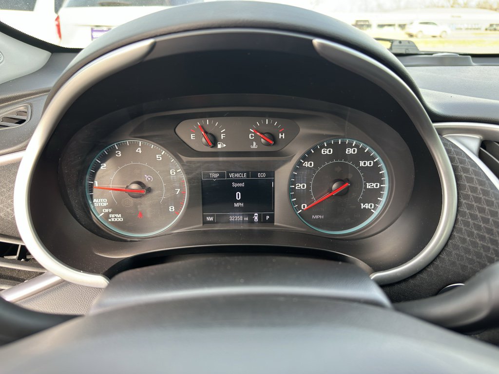 Used 2025 Chevrolet Malibu LT image 17