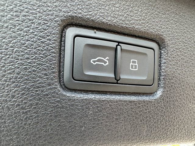 Used 2022 Audi Q7 3.0T Premium Plus image 11