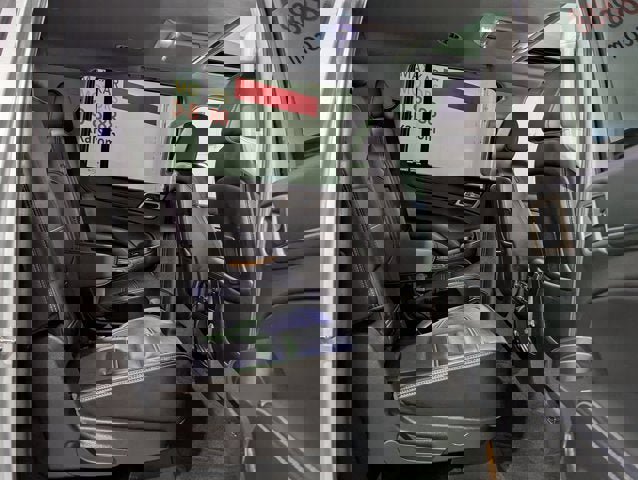 Used 2016 GMC Yukon XL Denali w/ Open Road Package image 27