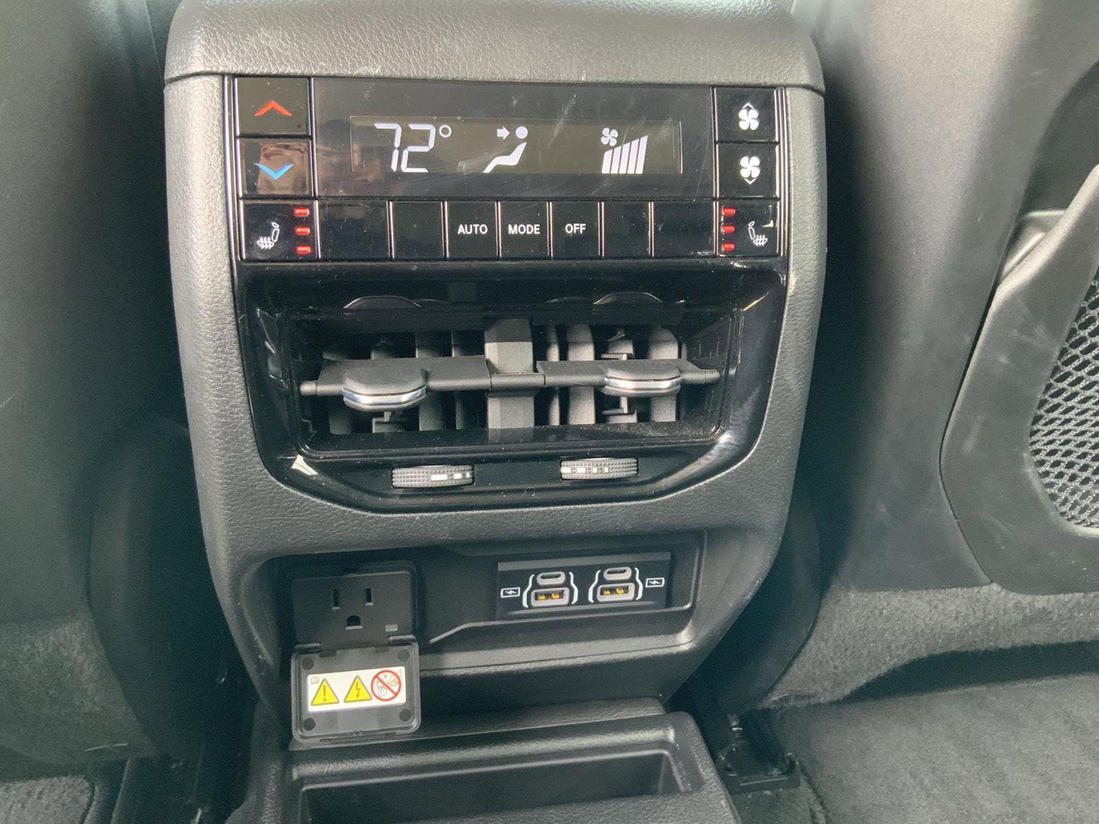 Used 2023 Jeep Grand Cherokee L Limited image 56