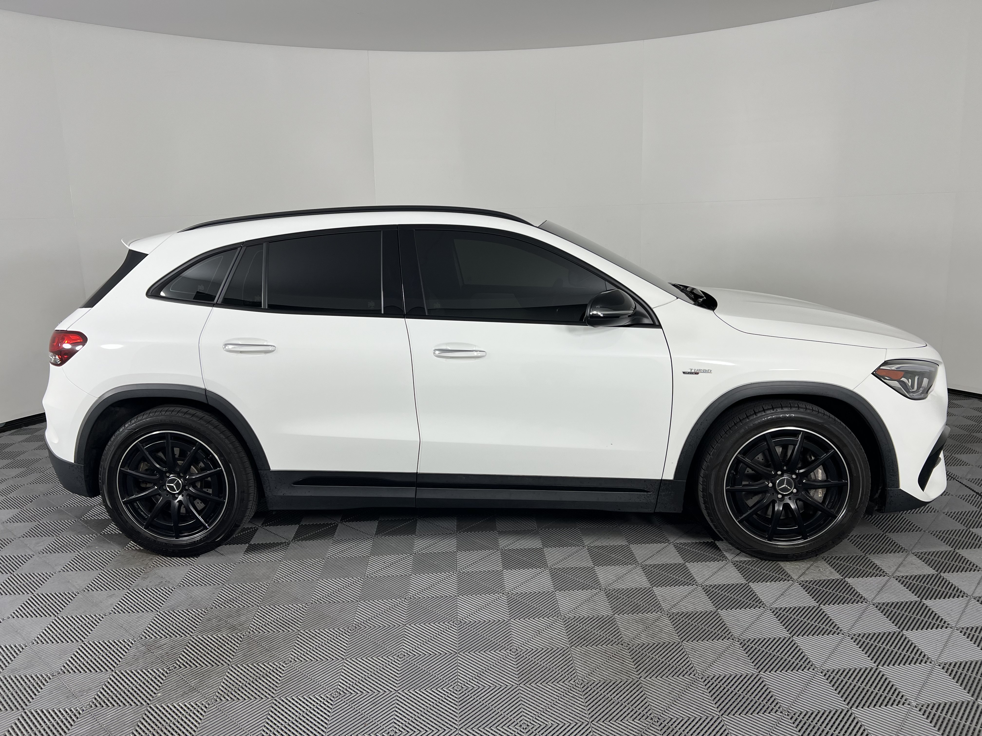 Certified 2022 Mercedes-Benz GLA 45 AMG 4MATIC image 14