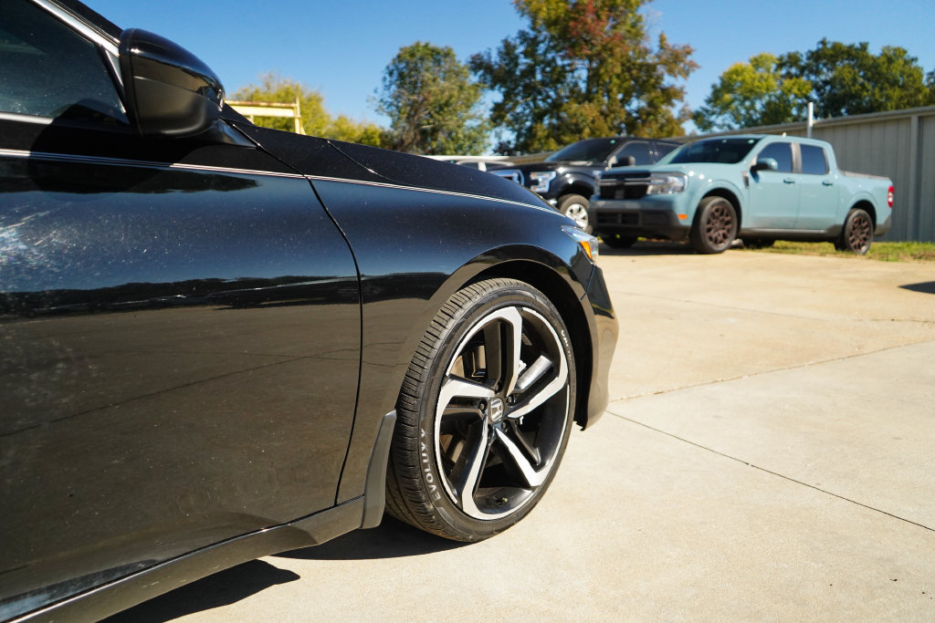 Used 2019 Honda Accord Sport image 18