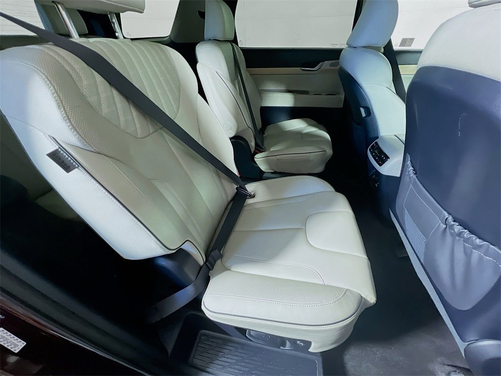 Used 2024 Hyundai Palisade Limited image 26