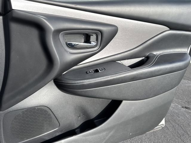 Used 2020 Nissan Murano SL w/ Moonroof Package image 27