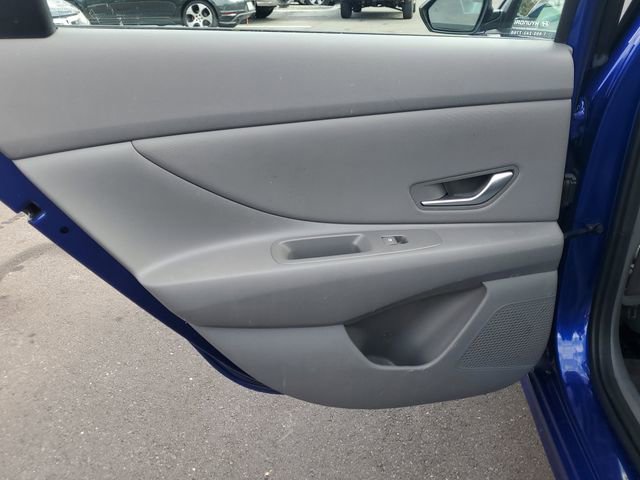 Used 2023 Hyundai Elantra SEL w/ Convenience Package image 9