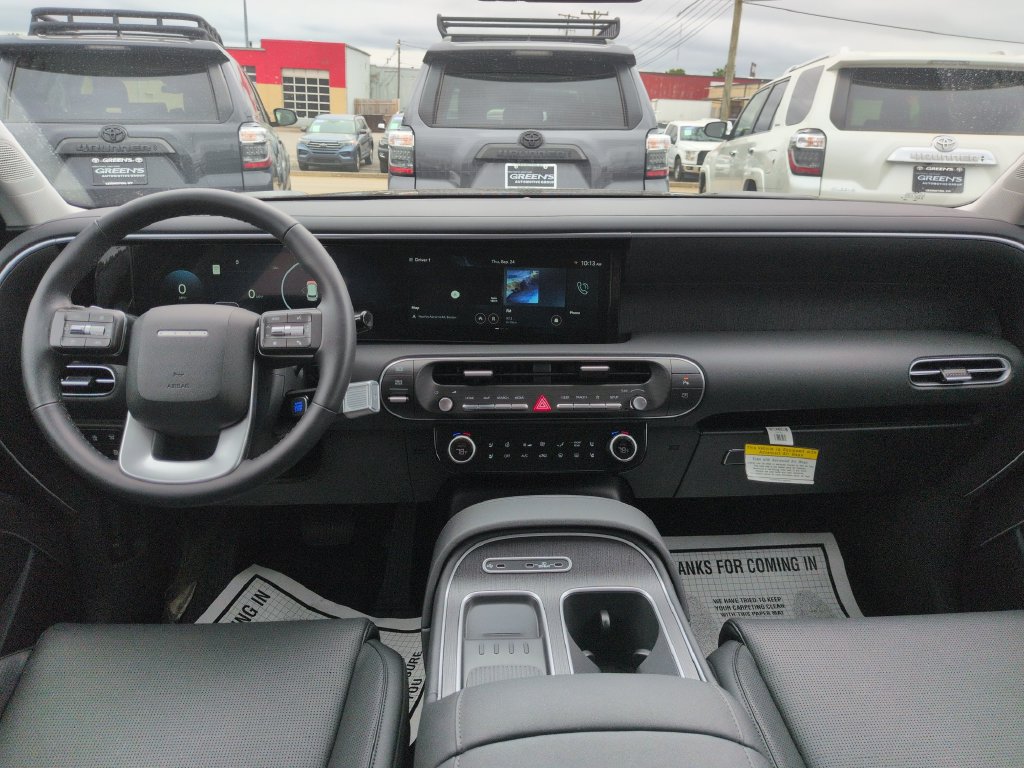 Used 2026 Hyundai Palisade SEL FWD image 12