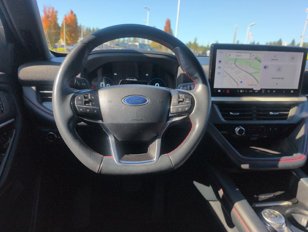 Certified 2025 Ford Explorer ST-Line AWD/4WD image 8