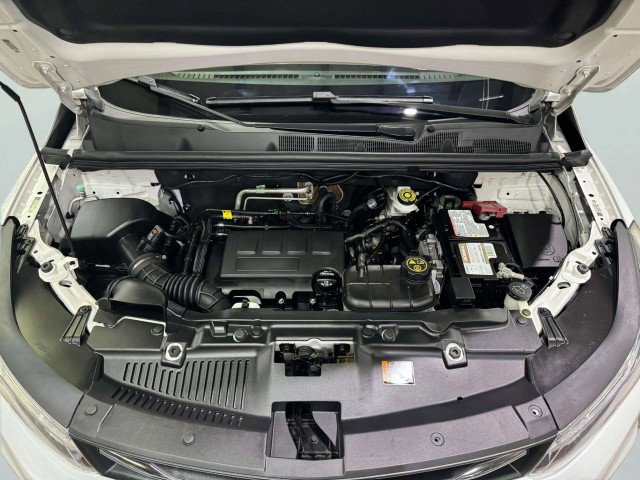 Used 2020 Chevrolet Trax LT w/ LT Convenience Package image 38