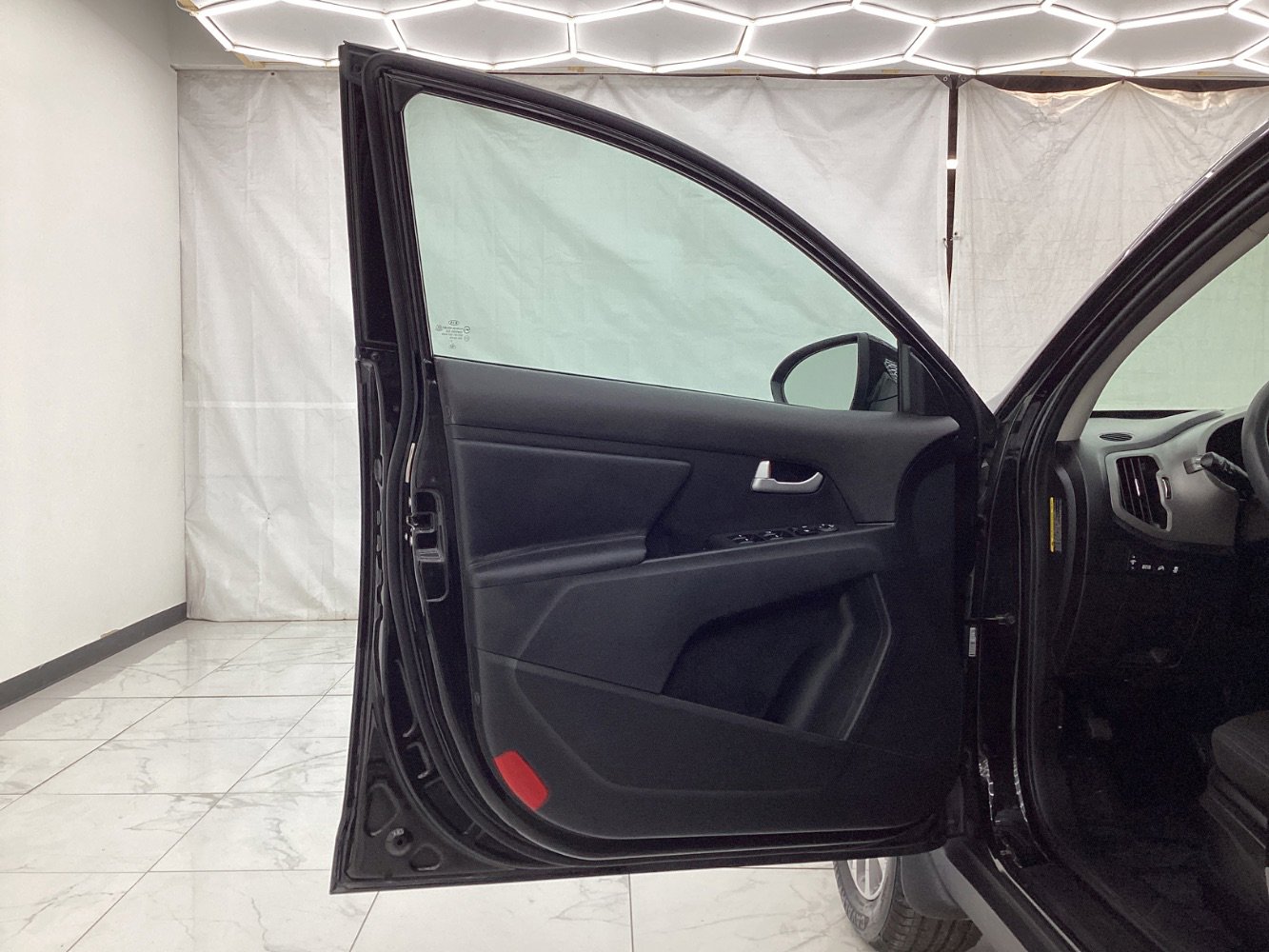 Used 2014 Kia Sportage LX image 18