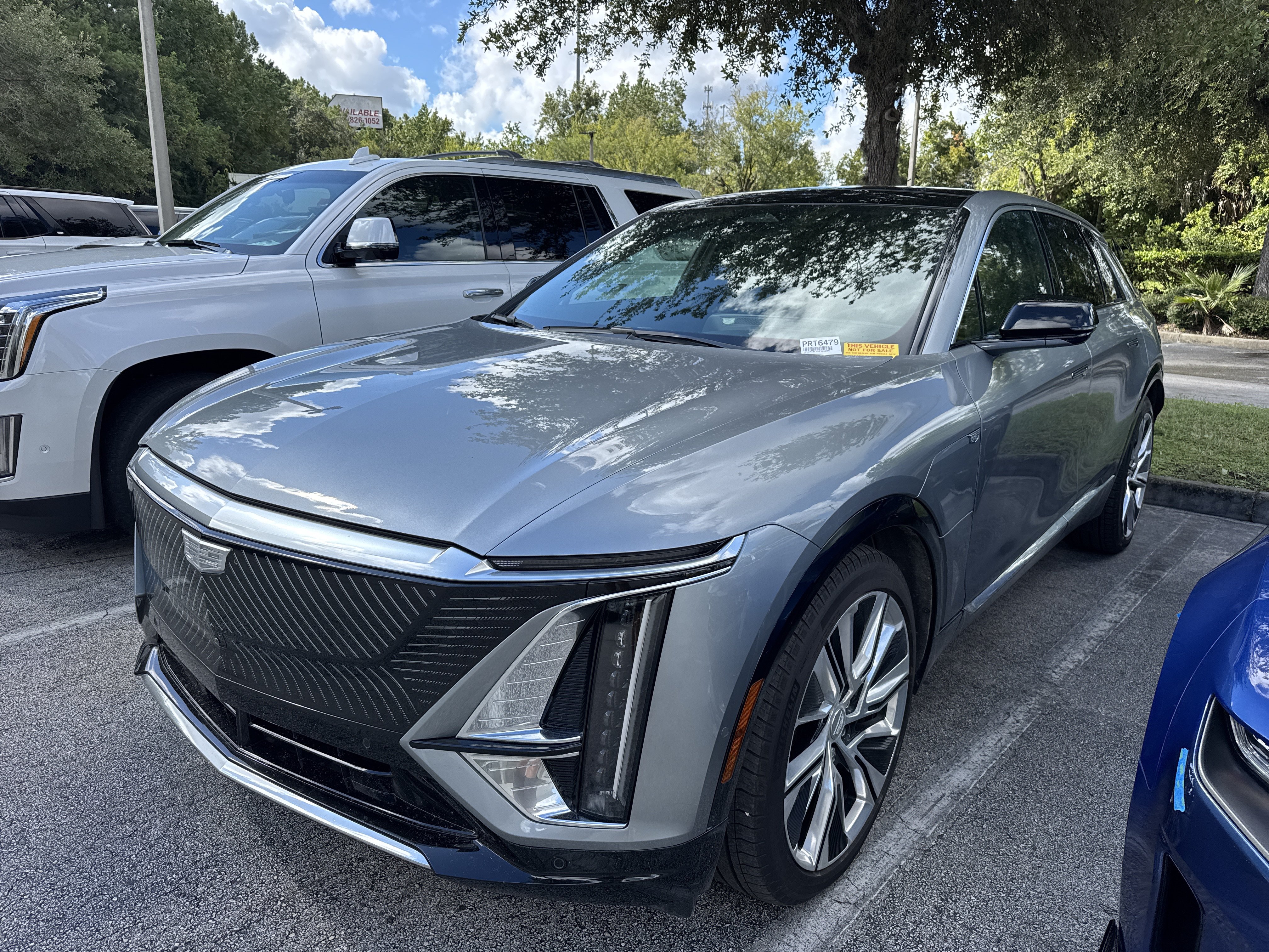 Used 2025 Cadillac Lyriq Luxury w/ LPO, Floor Liner Package