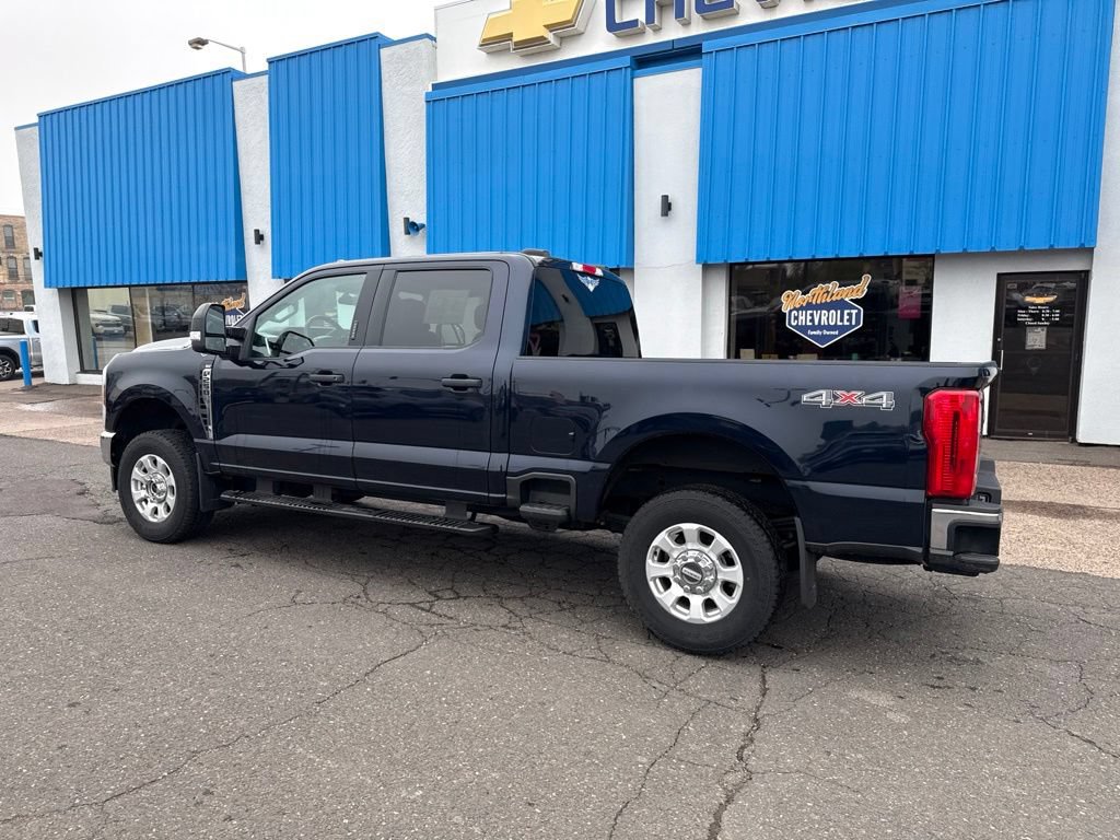 Used 2024 Ford F250 XLT w/ Snow Plow Prep Package AWD/4WD image 13