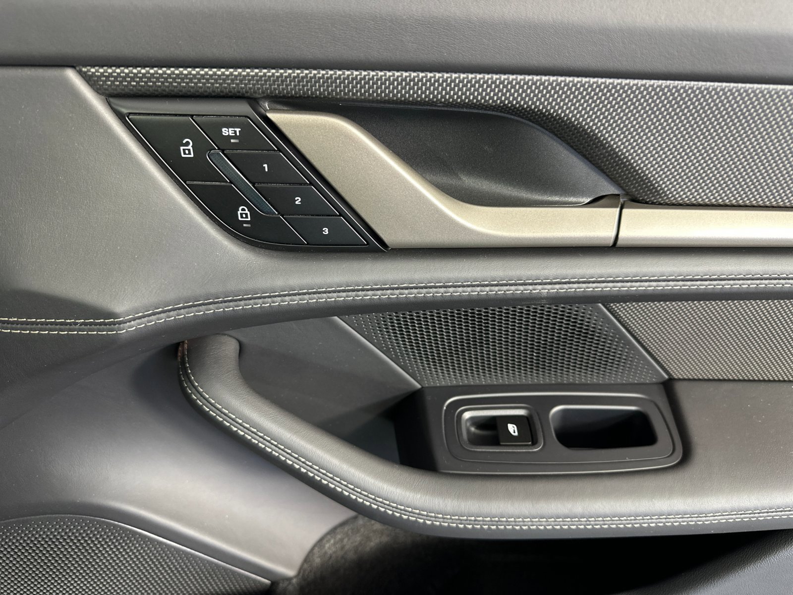 Used 2025 Porsche Taycan Turbo S image 19