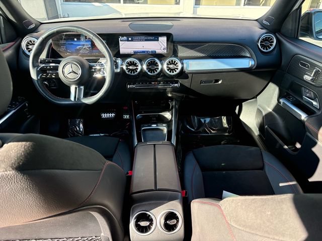 Used 2025 Mercedes-Benz GLB 250 image 18