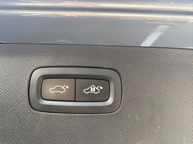 Used 2018 Volvo XC90 T6 Inscription w/ Convenience Package image 21