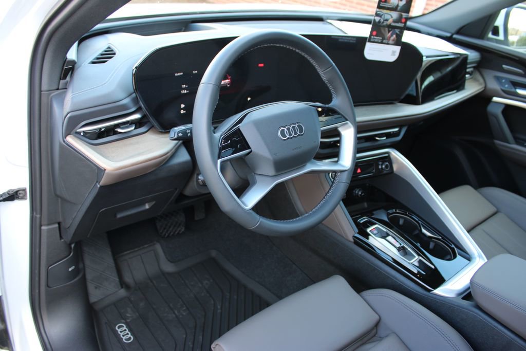 New 2025 Audi Q5 Premium Plus AWD/4WD image 44