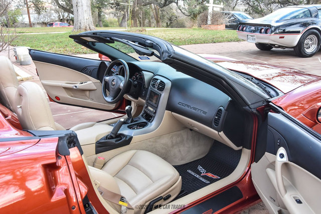 Used 2006 Chevrolet Corvette Convertible w/ Preferred Equipment Group image 42