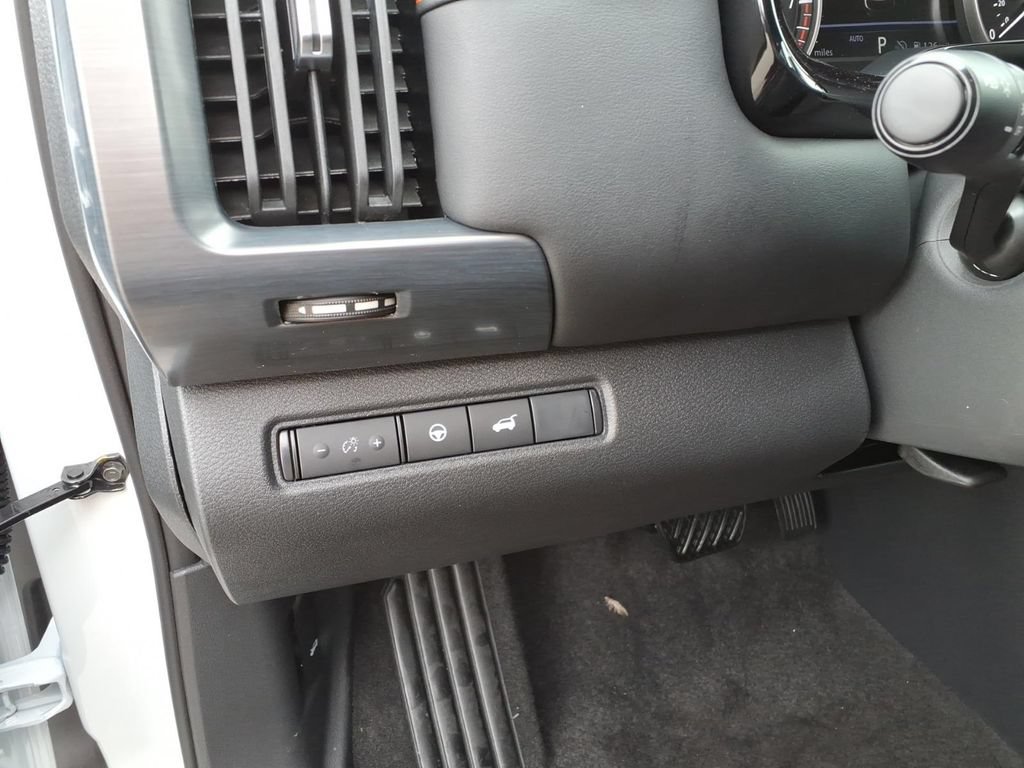 New 2026 Nissan Pathfinder Rock Creek AWD/4WD image 21