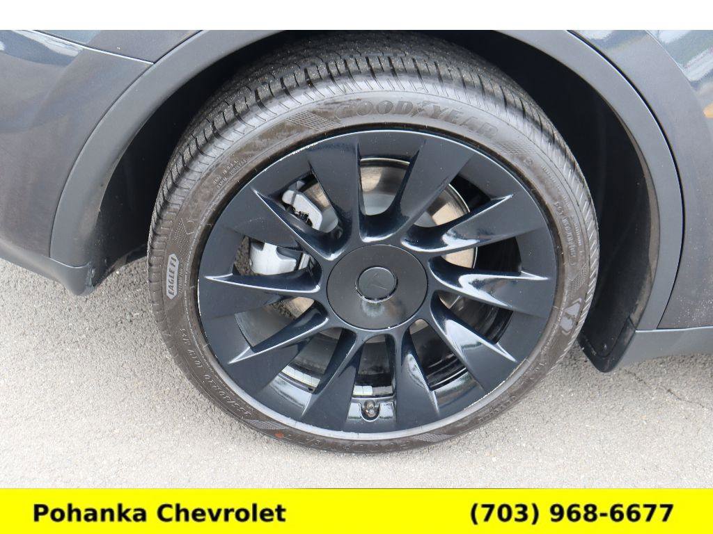 Used 2024 Tesla Model Y Long Range RWD image 26