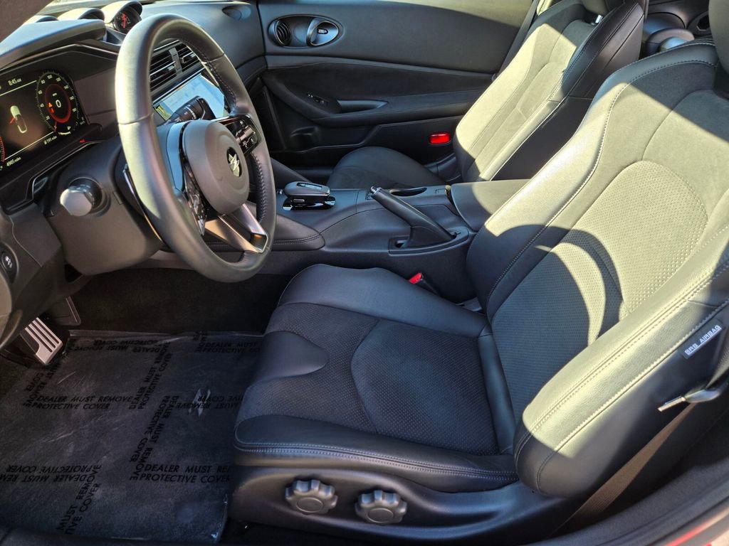 Certified 2025 Nissan Z Performance w/ Floor Mat Package image 11