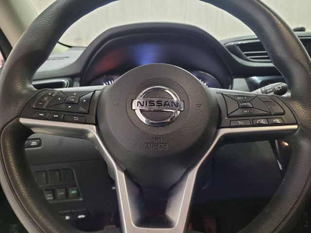 Used 2017 Nissan Rogue SV image 33