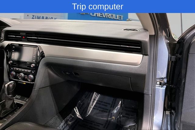 Used 2020 Volkswagen Passat 2.0T SE image 25