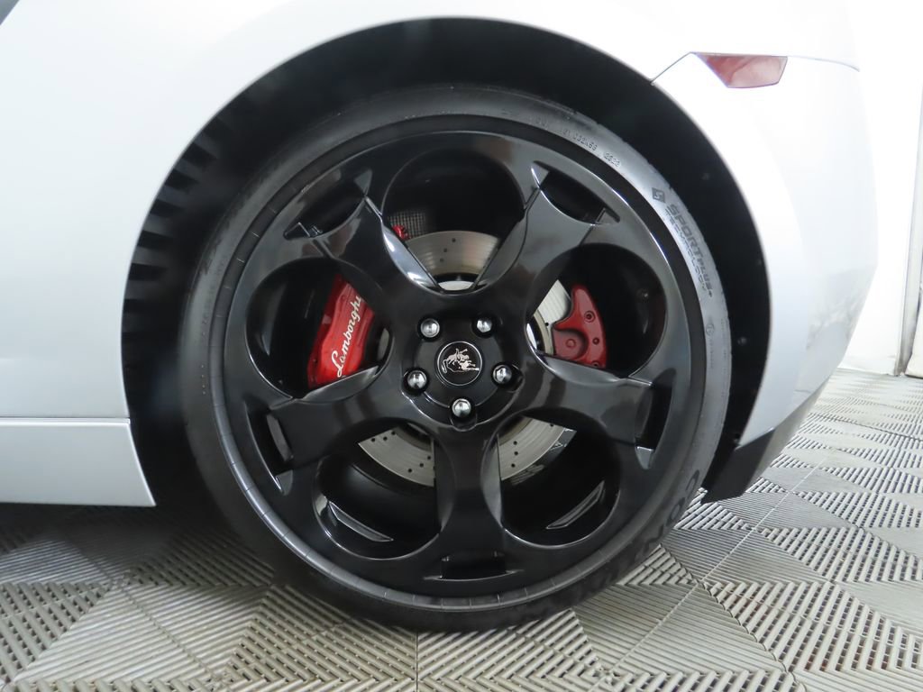 Used 2006 Lamborghini Gallardo Base image 32