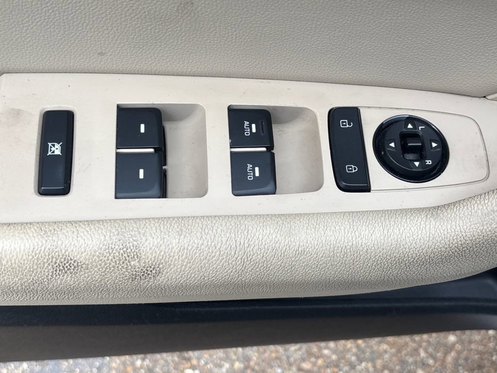 Used 2016 Hyundai Sonata Limited w/ Cargo Package image 7