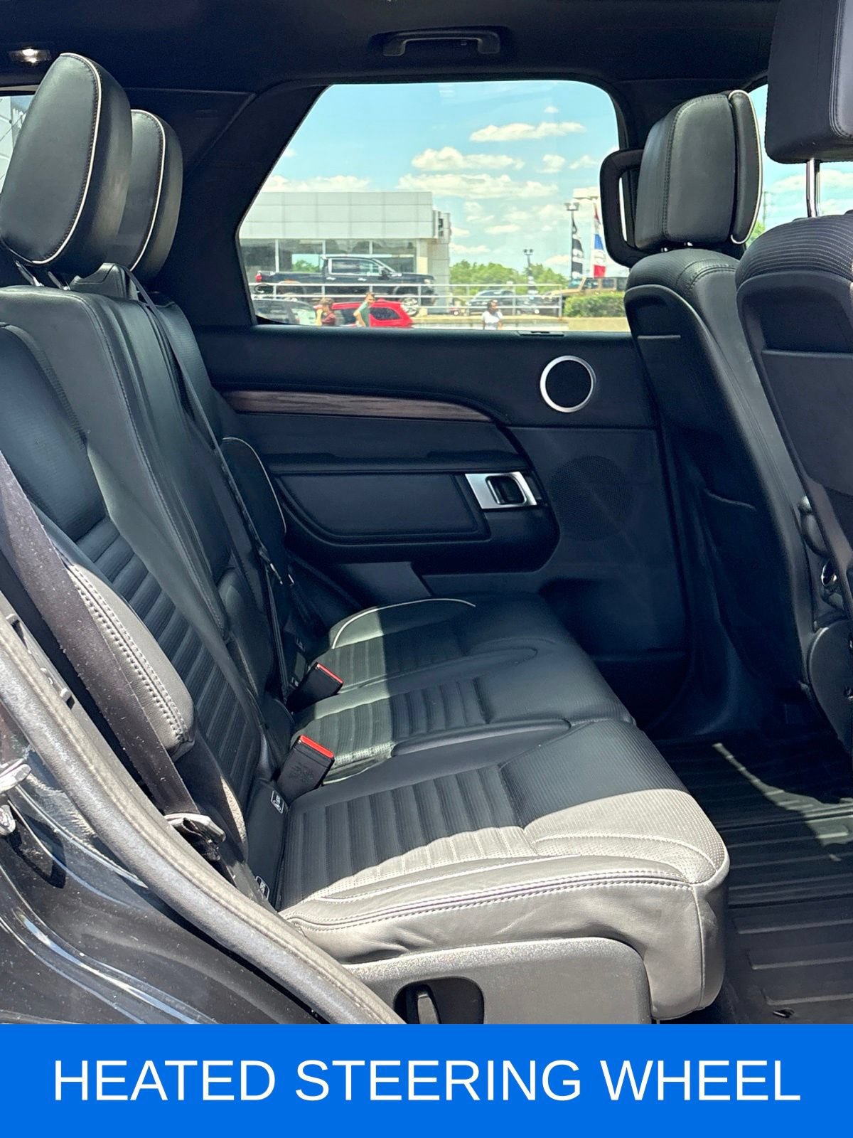 Used 2019 Land Rover Discovery HSE Luxury AWD/4WD image 18