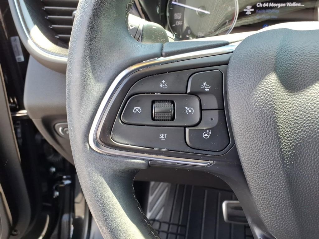 Used 2022 Buick Envision Essence w/ Sport Touring Package image 17