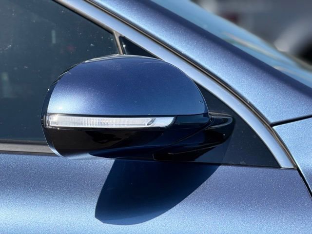 Used 2022 Kia Niro EX Premium image 9