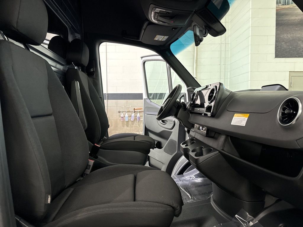 New 2025 Mercedes-Benz Sprinter 3500 image 14
