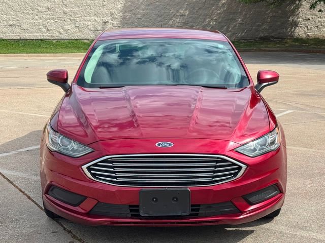 Used 2018 Ford Fusion SE w/ Fusion SE Technology Package image 4
