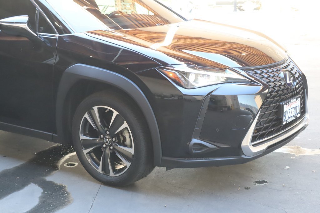 Used 2020 Lexus UX 250h w/ Premium Package AWD/4WD image 11