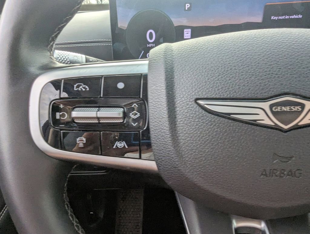 Used 2025 Genesis GV80 2.5T Standard AWD/4WD image 25