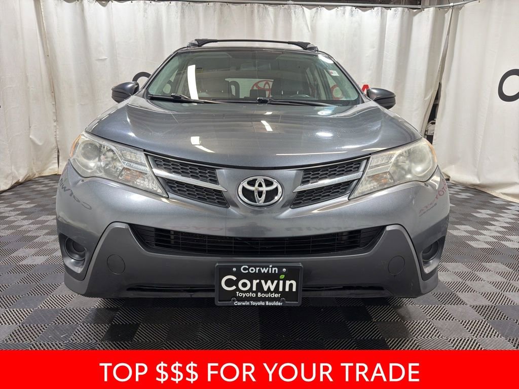 Used 2013 Toyota RAV4 LE image 2
