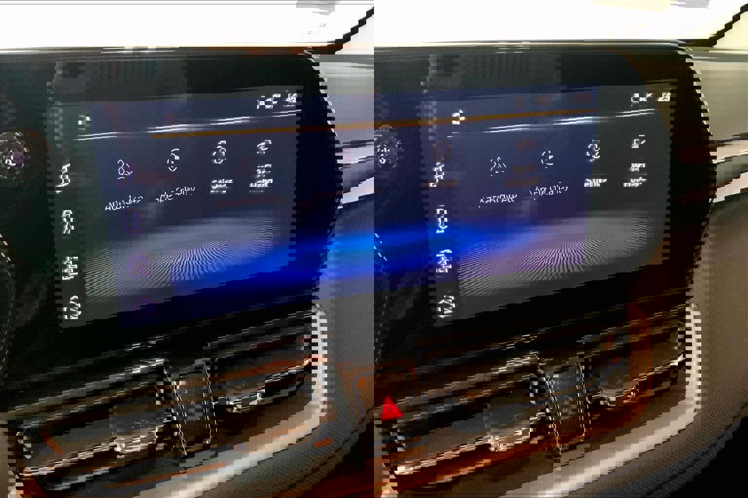 Used 2026 Chevrolet TrailBlazer LT w/ Driver Confidence Package image 6