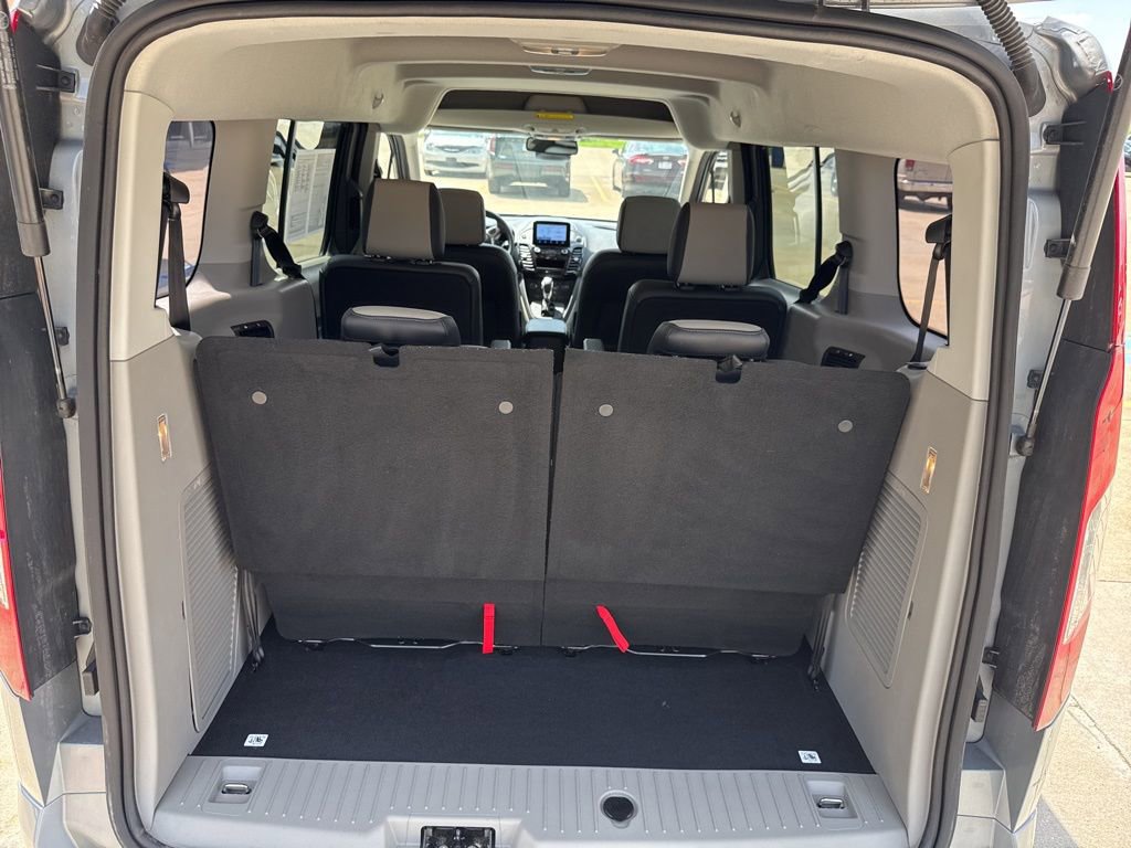 Used 2022 Ford Transit Connect Titanium FWD image 28