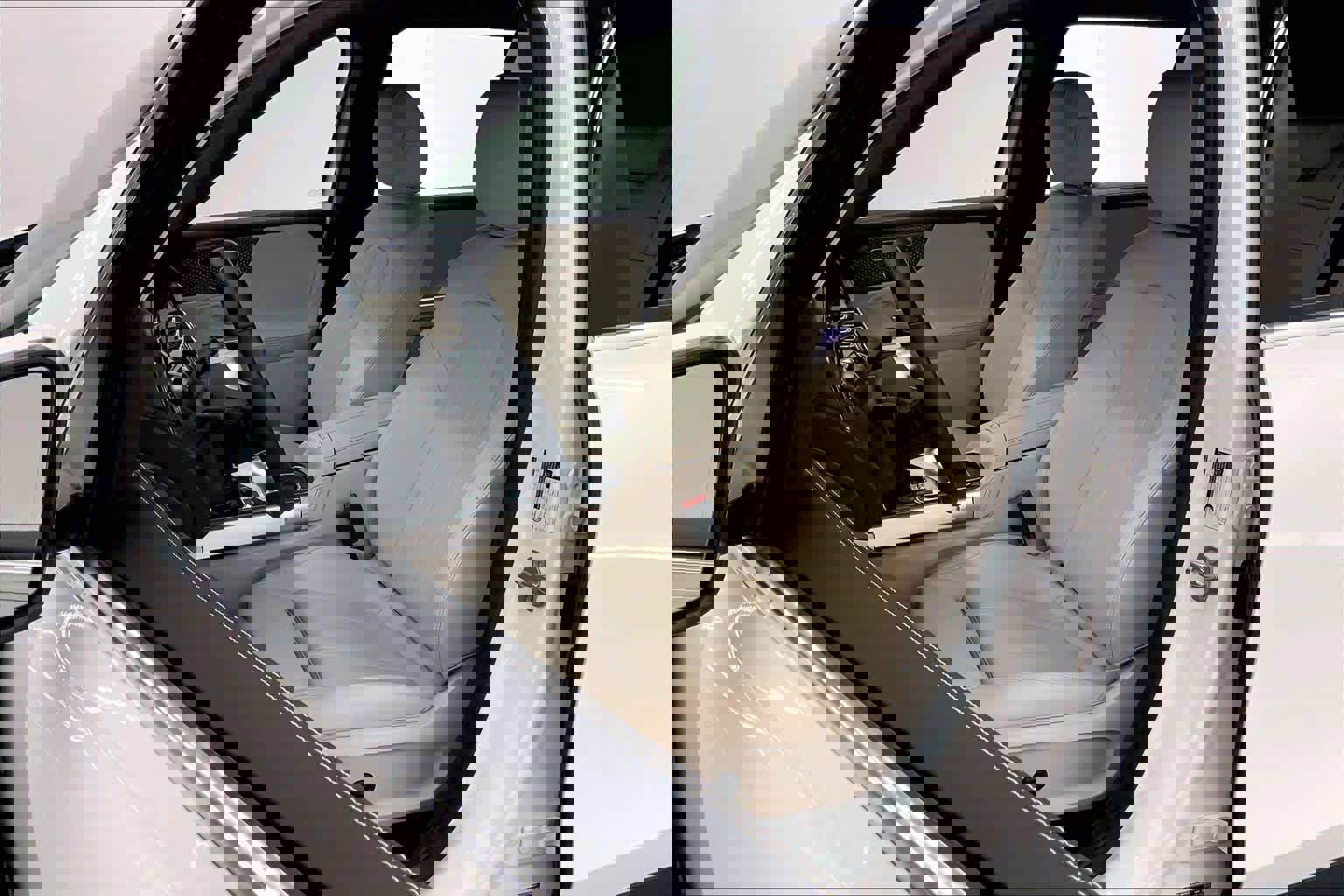 Used 2025 Mercedes-Benz GLB 250 image 22