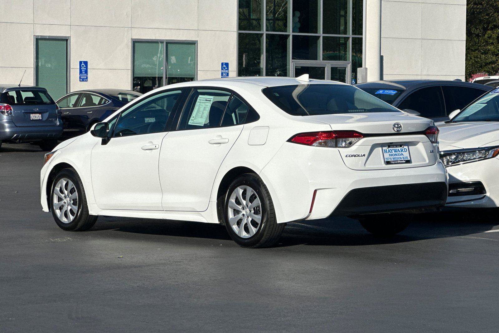 Used 2024 Toyota Corolla LE image 5