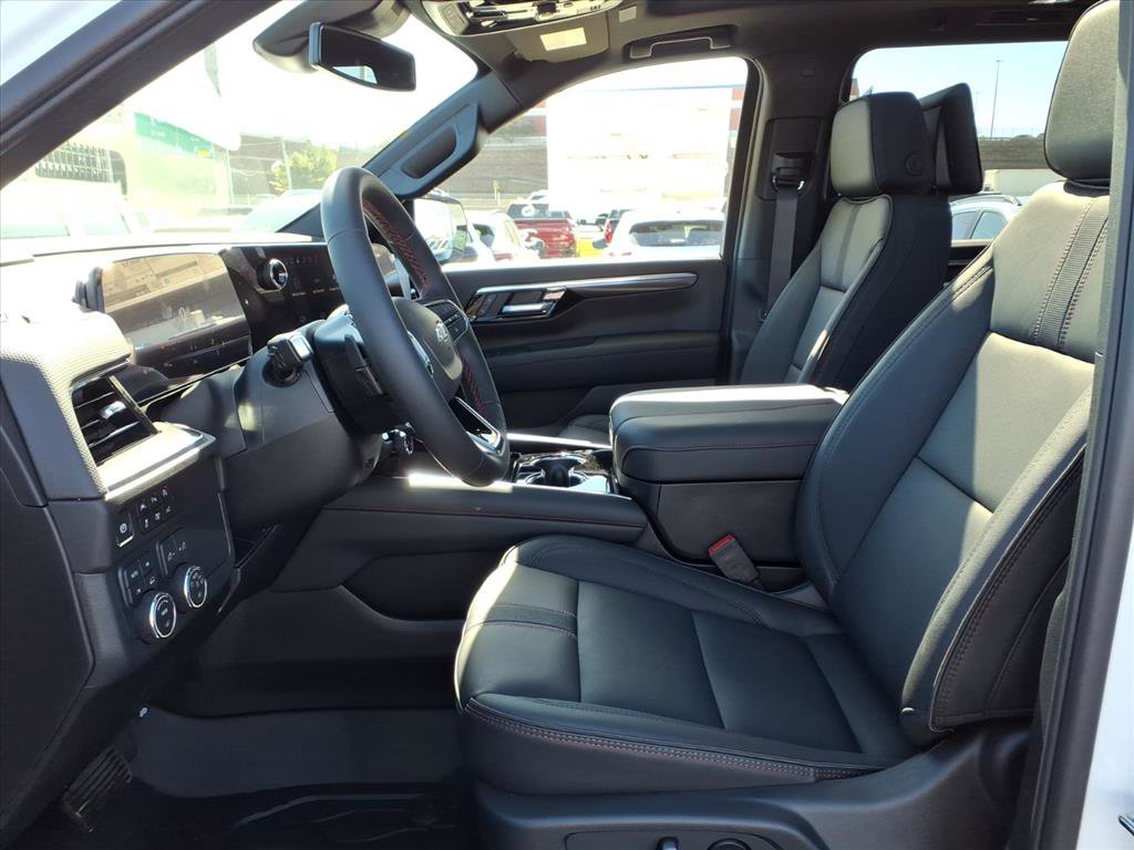 New 2026 Chevrolet Suburban RST w/ RST Capability Package image 13