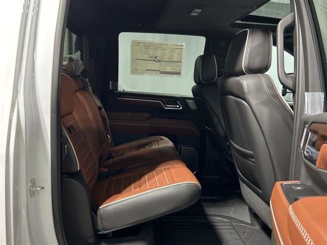 New 2025 GMC Sierra 2500 Denali Ultimate w/ Max Trailering Package image 17