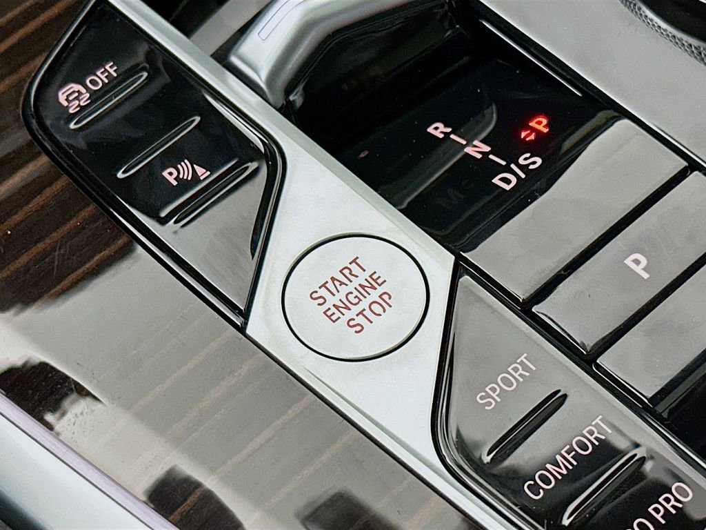 New 2026 BMW X5 xDrive40i w/ M Sport Package image 19