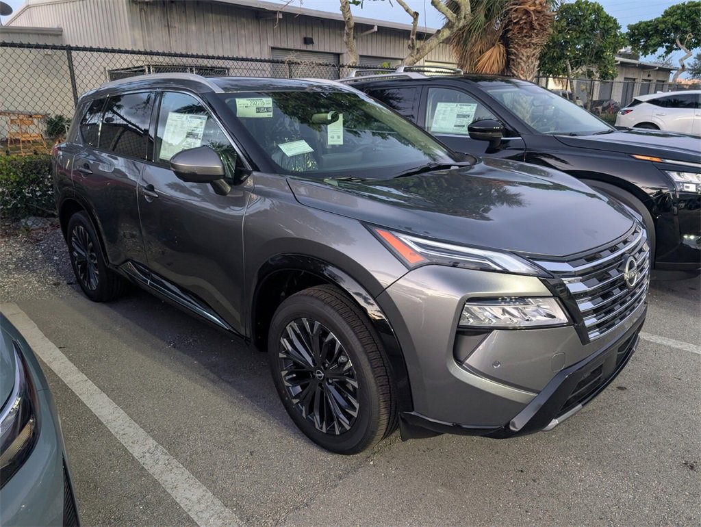 New 2026 Nissan Rogue Platinum w/ Platinum Premium Package image 2