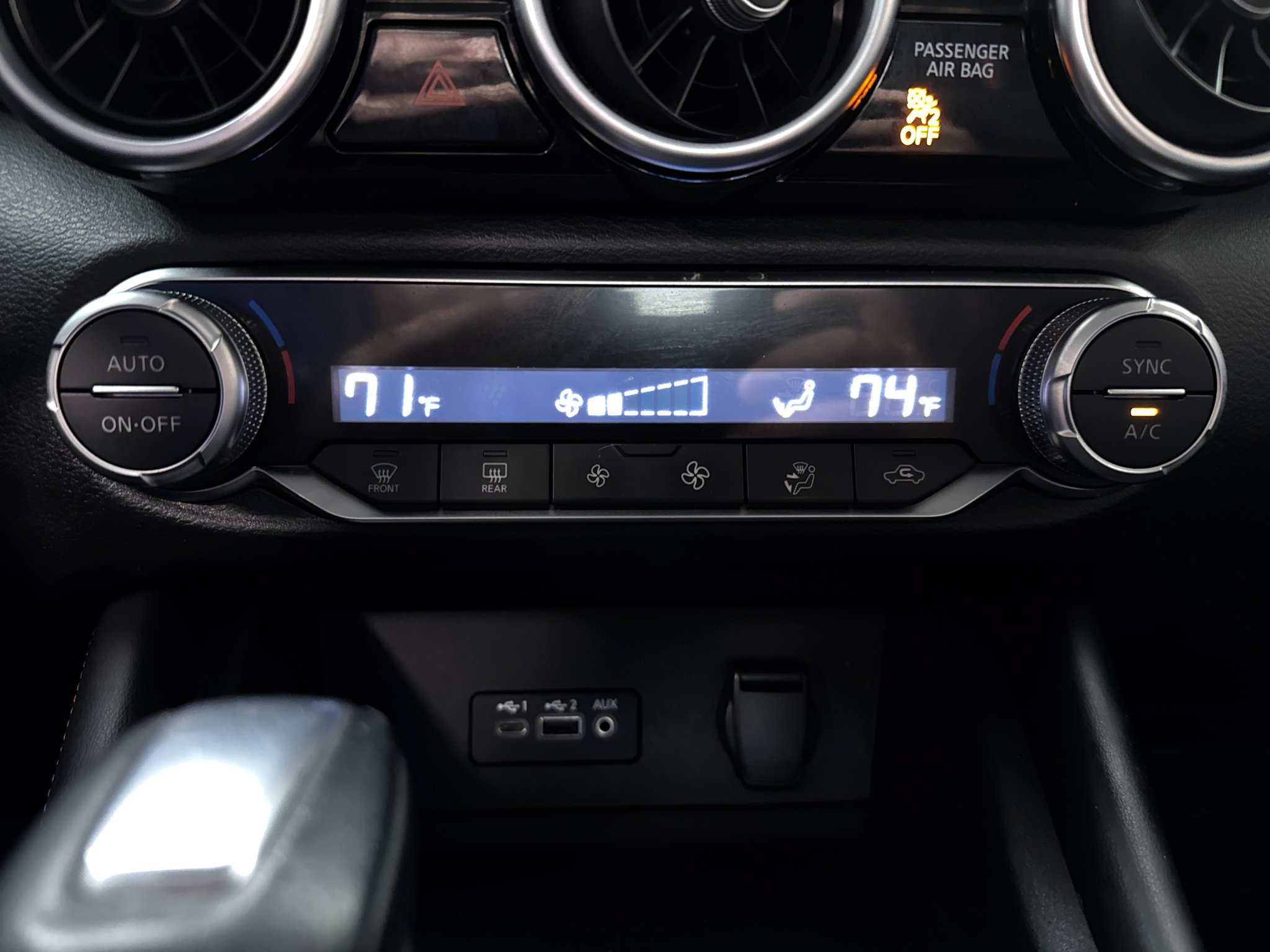 Used 2020 Nissan Sentra SR w/ Electronics Package FWD image 21