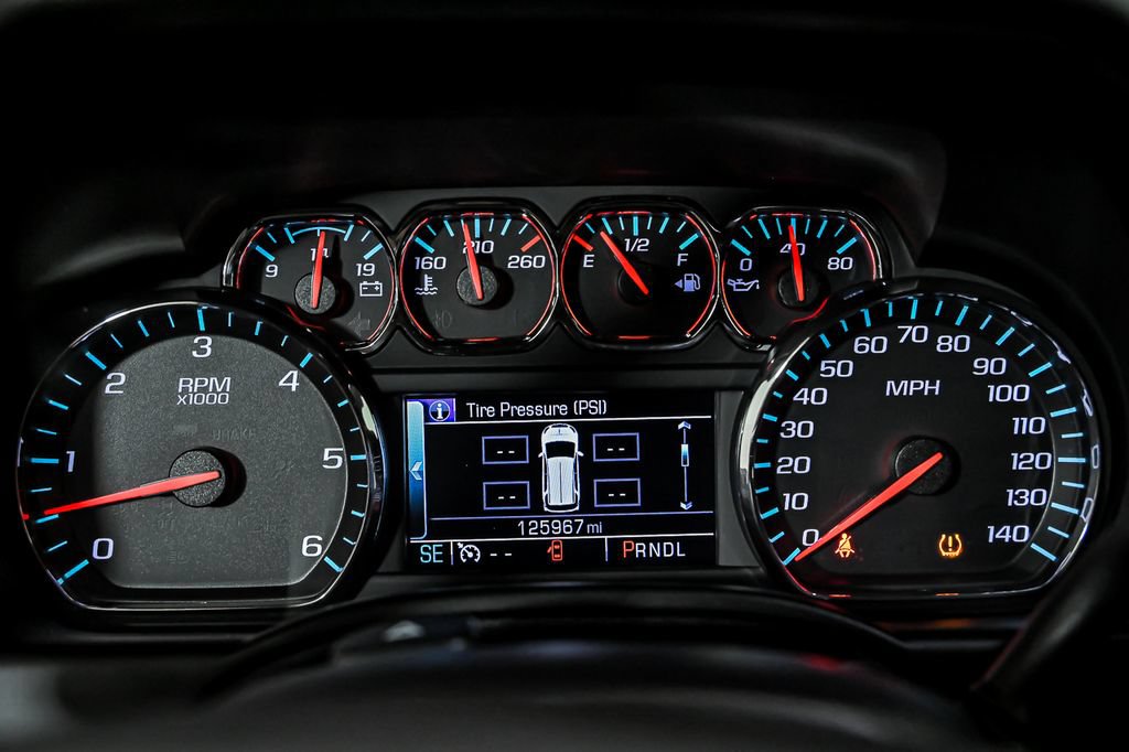 Used 2017 GMC Yukon SLT AWD/4WD image 21