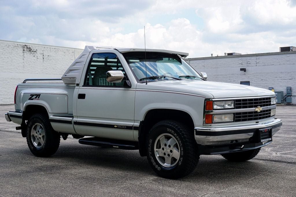 Used 1992 Chevrolet Silverado 1500 4x4 Regular Cab image 22
